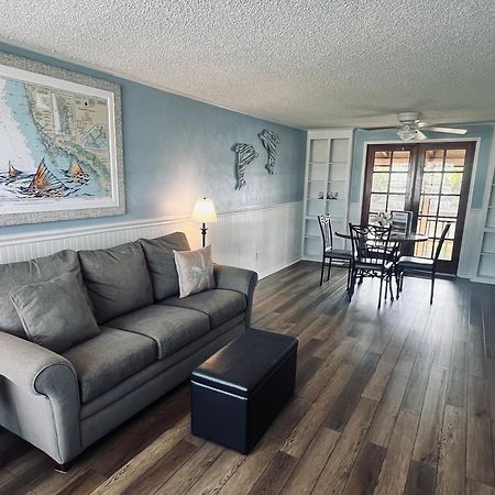 River Wilderness Waterfront Cabins Everglades City Exterior foto