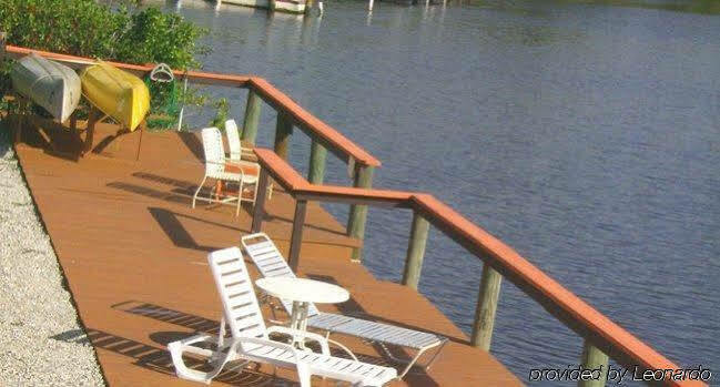River Wilderness Waterfront Cabins Everglades City Exterior foto